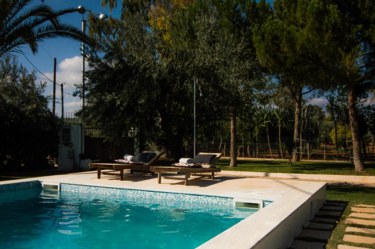 Country Villa Peloponnese With Tennis Court And Pool Zevgolateion Екстер'єр фото